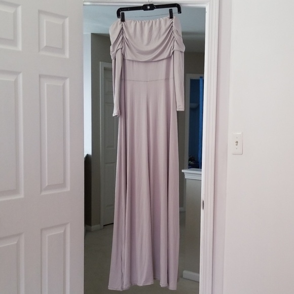 Dresses & Skirts - !NWOT. Off shoulder long dress